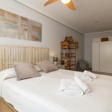 America 21 - Town Center Apartment *